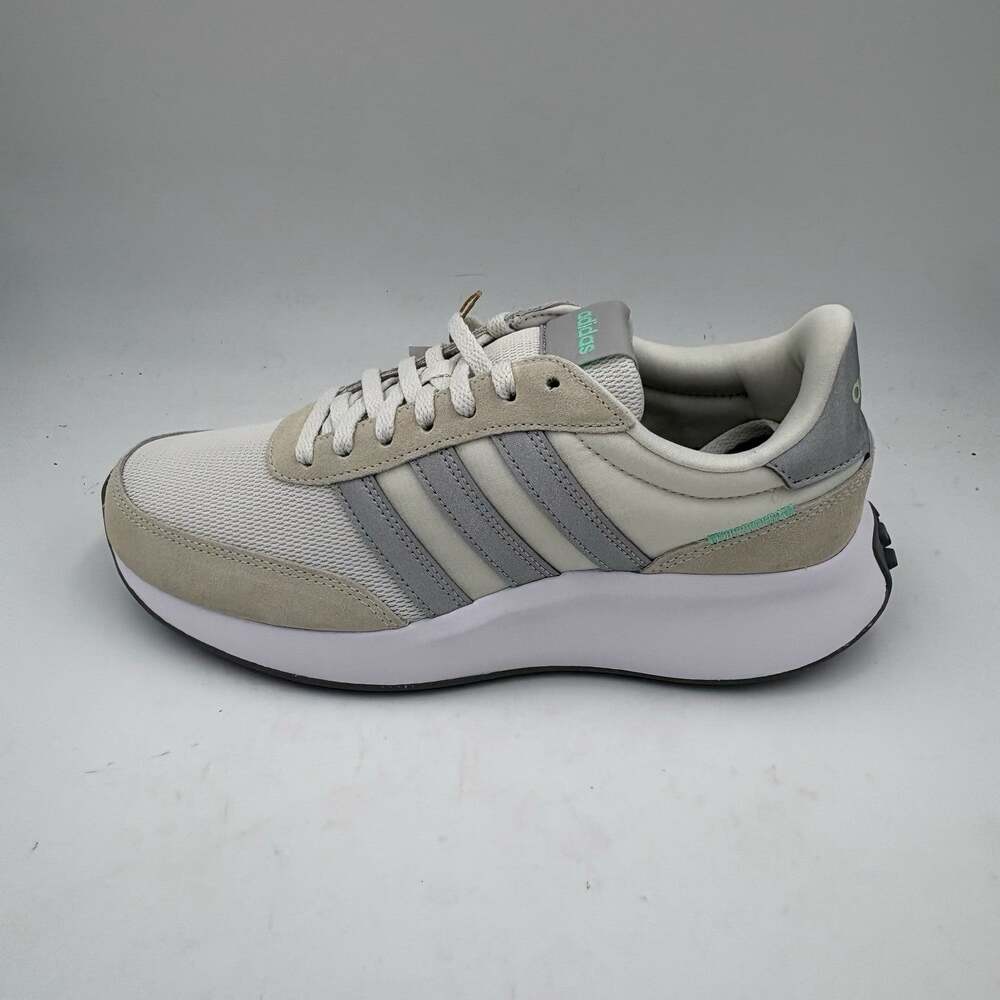 Adidas Run 70s Women's Size 7.5 Cream Gray Suede Retro Lifestyle Sneakers HP7859